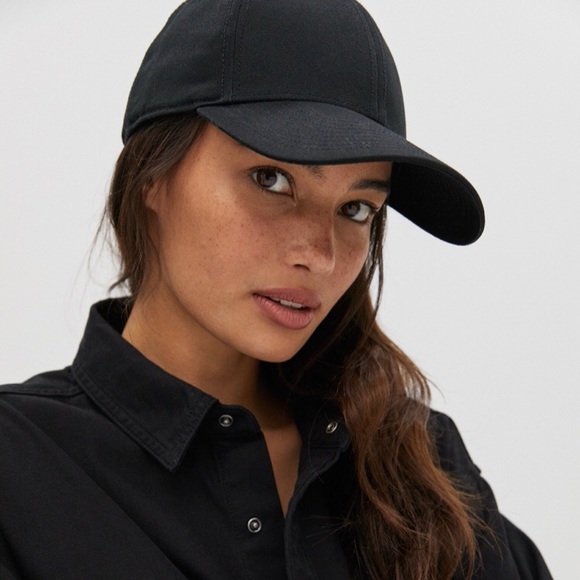 Wilfred Accessories - Aritzia WILFRED FREE Black Classic Baseball Hat